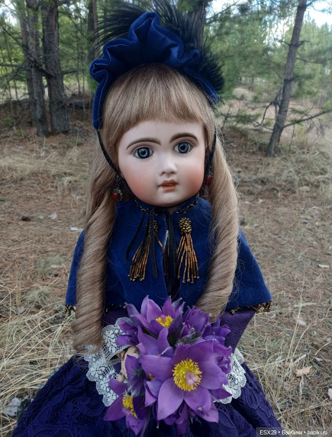В лес за первыми цветами — Редкие антикварные куклы и реплики: воск (фото 3)
