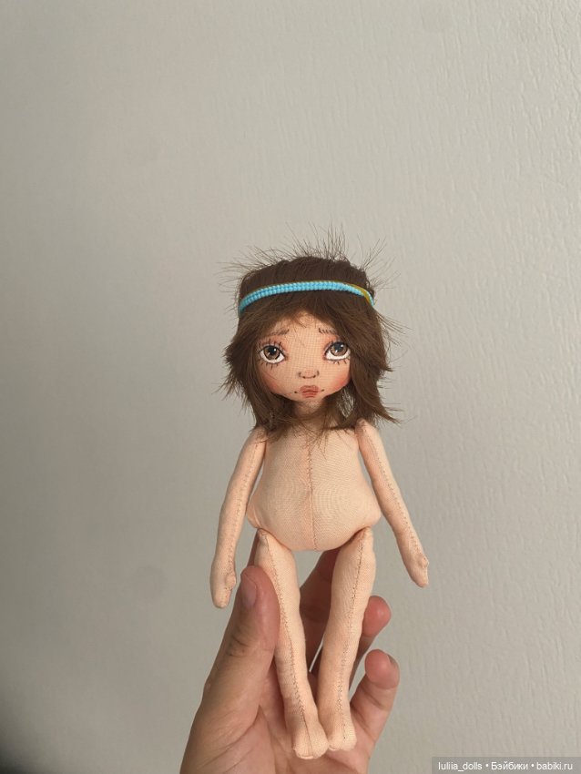 Как правильно уложить искусственную шевелюру (фото 2)