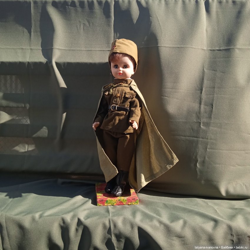 Куклы в военных костюмах — Игрушки СССР и советского детства: резиновые