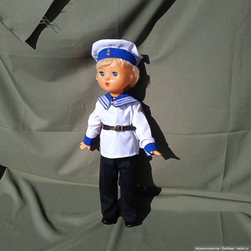 Куклы в военных костюмах — Игрушки СССР и советского детства: резиновые (фото 8)