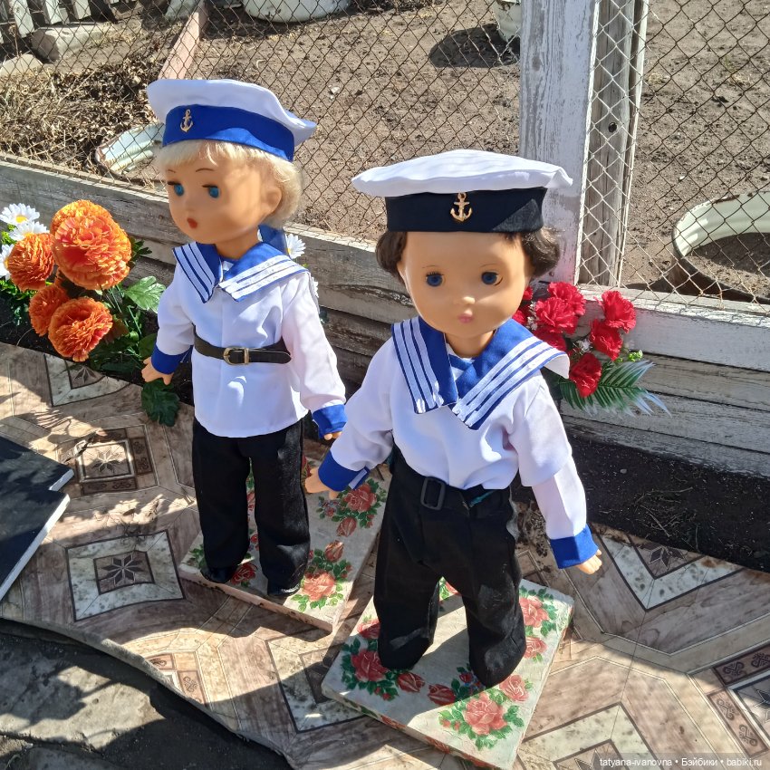 Куклы в военных костюмах — Игрушки СССР и советского детства: резиновые (фото 7)