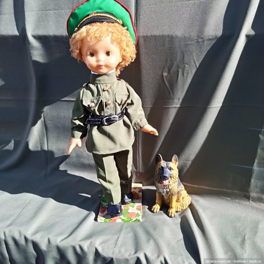 Куклы в военных костюмах — Игрушки СССР и советского детства: резиновые