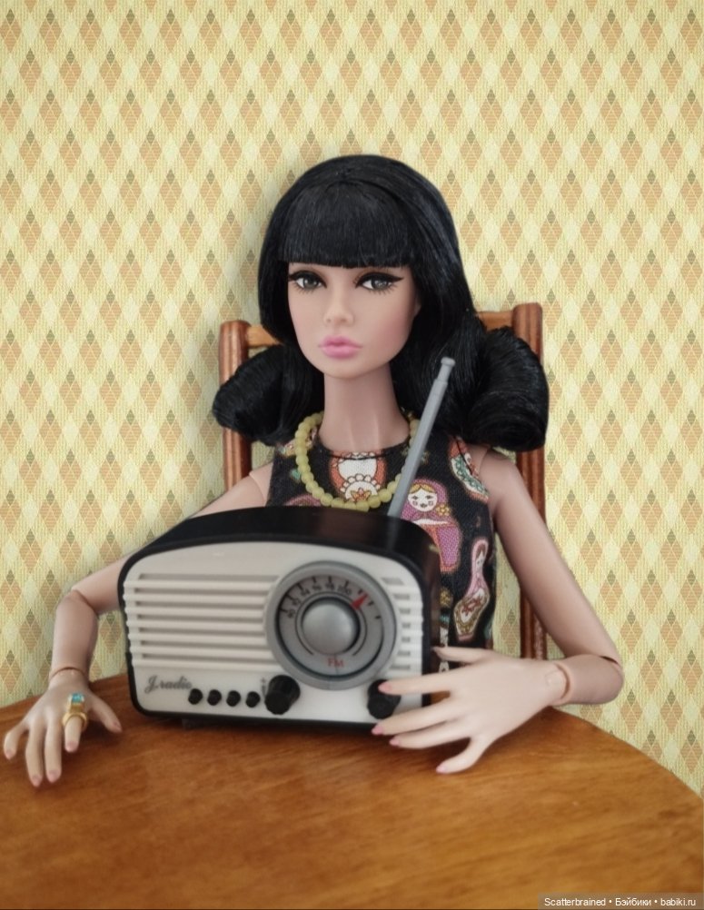 Поппи Паркер в стиле ретро (фото 3)