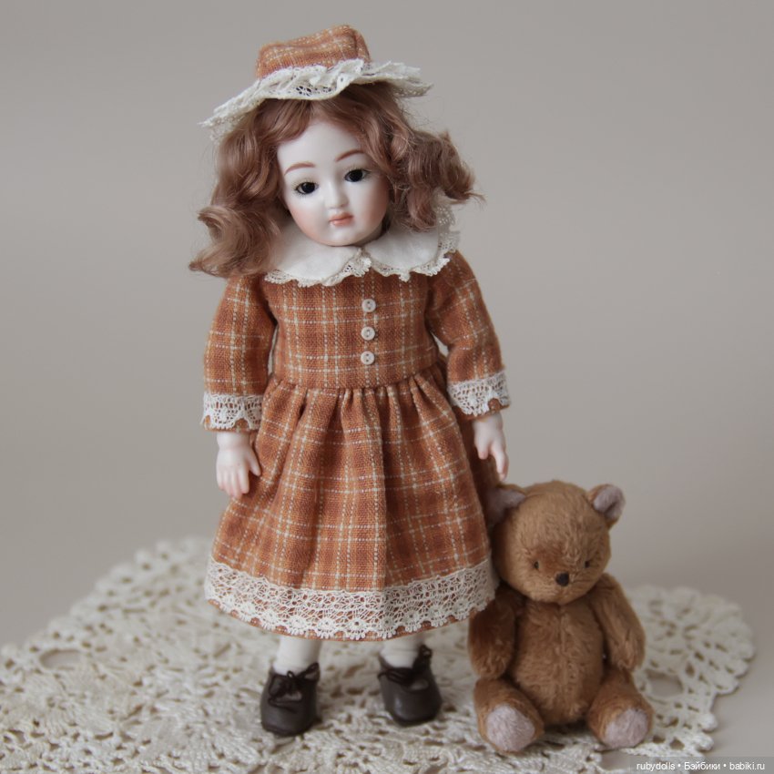 Фарфоровые куколки — Авторские куклы в антикварном стиле: будуарные
