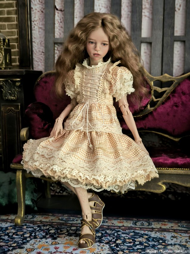 Жизнь в старинном особняке, продолжение