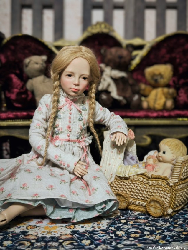 Жизнь в старинном особняке, продолжение