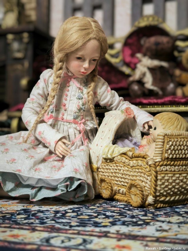 Жизнь в старинном особняке, продолжение