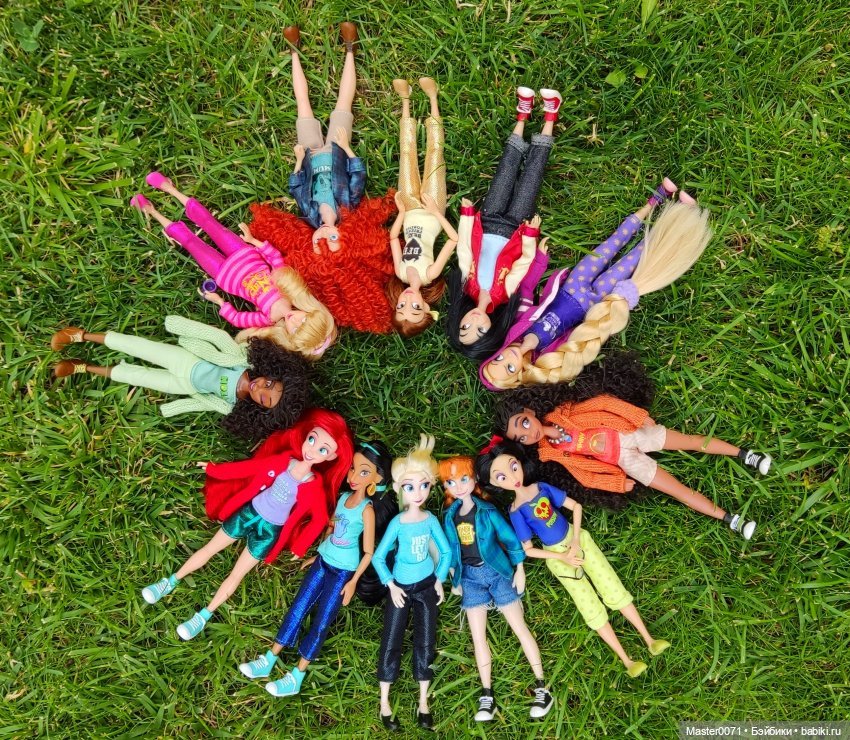 Накопилось много фото Диснеек