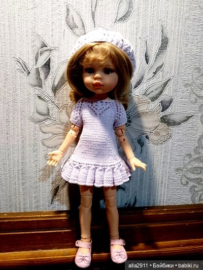 Два наряда по одной схеме на разных кукол