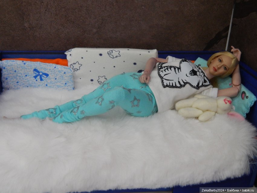 Наряды на АТ 202 — Одежда и обувь для кукол своими руками: фото