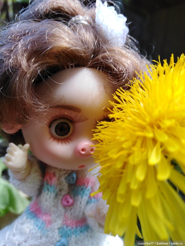 Про Нафочку. Нафочка и одуванчики