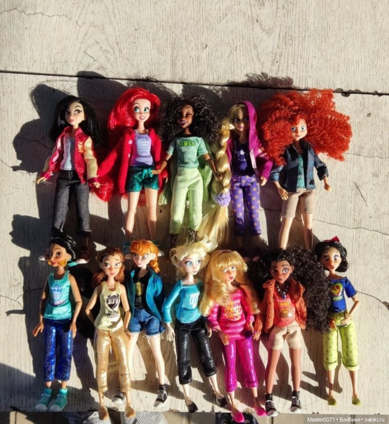 Накопилось много фото Диснеек