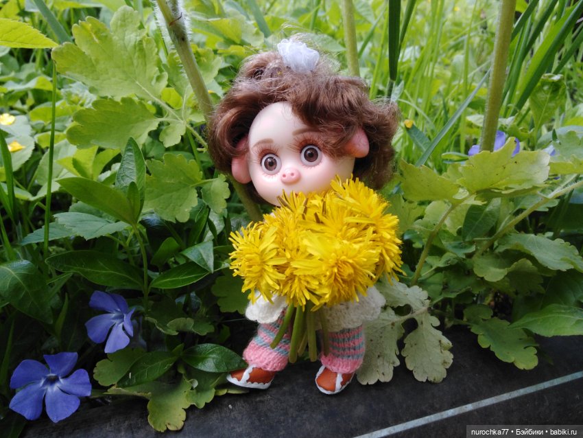 Про Нафочку. Нафочка и одуванчики (фото 4)