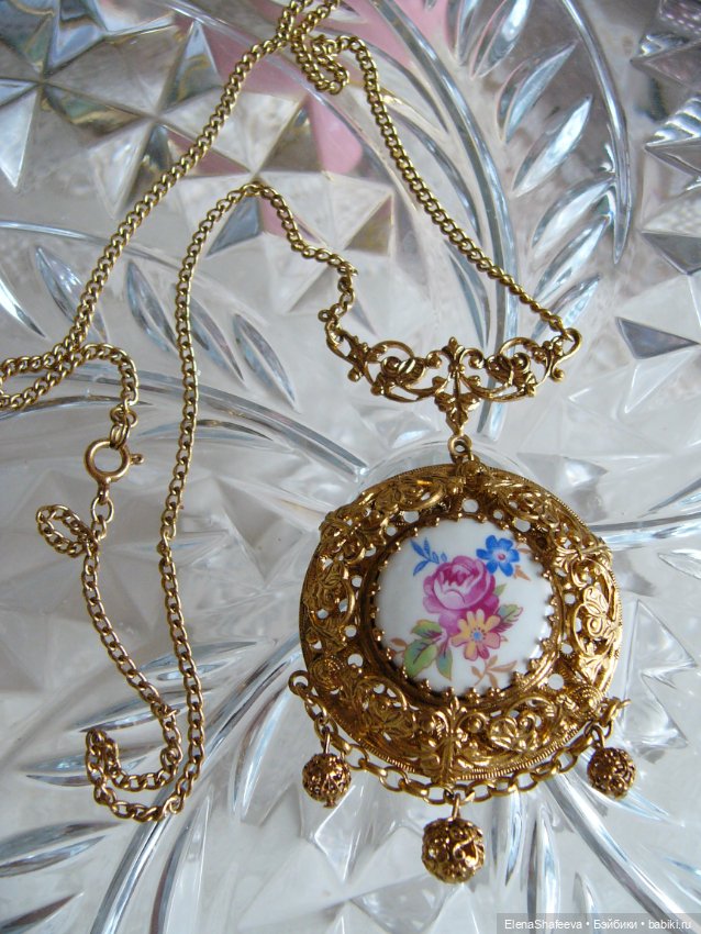 Украшаем прекрасных кукол. Подвеска. Винтаж (фото 7)