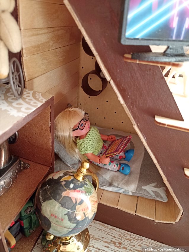 Дом для кукол формата 1/6