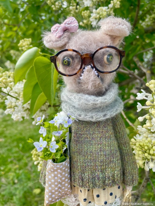 Весенняя Собачка от Good and Strange