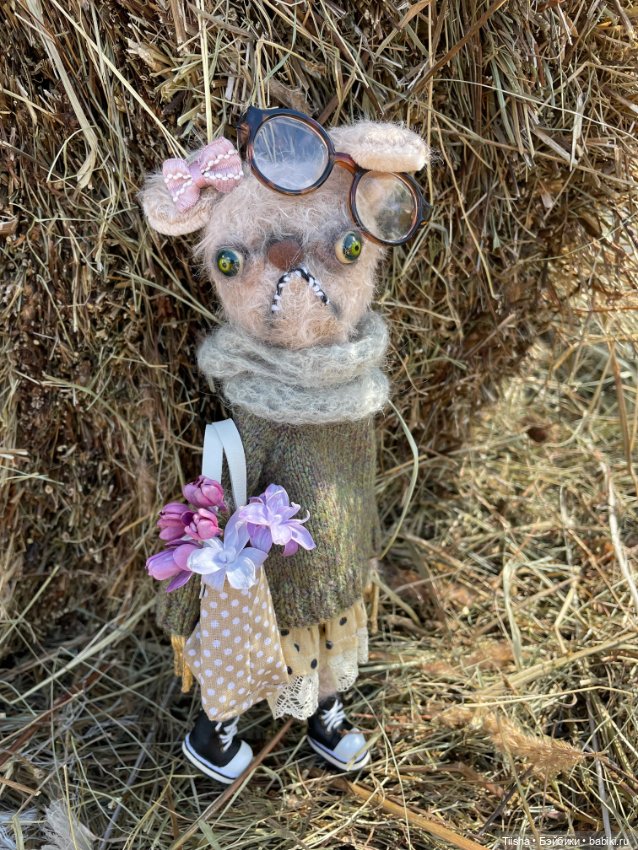 Весенняя Собачка от Good and Strange