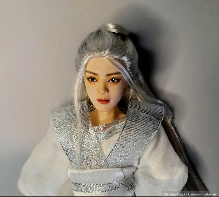 Одна из версий Сян Лю — Коллекции шарнирных