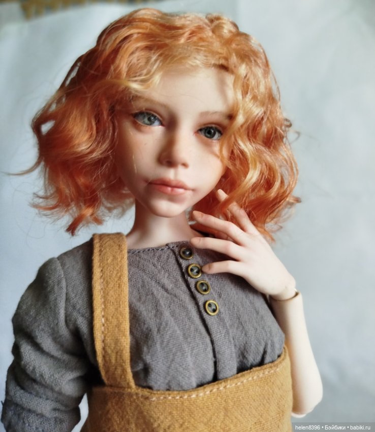 Девушка в красном или как шарф нашел новое применение (фото 10)