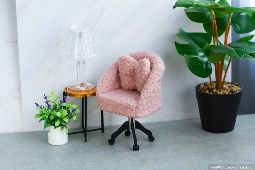 Коллекция вращающихся кресел для кукол Барби, ФР и подобных