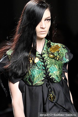 Жучок вместо чудесного бисера