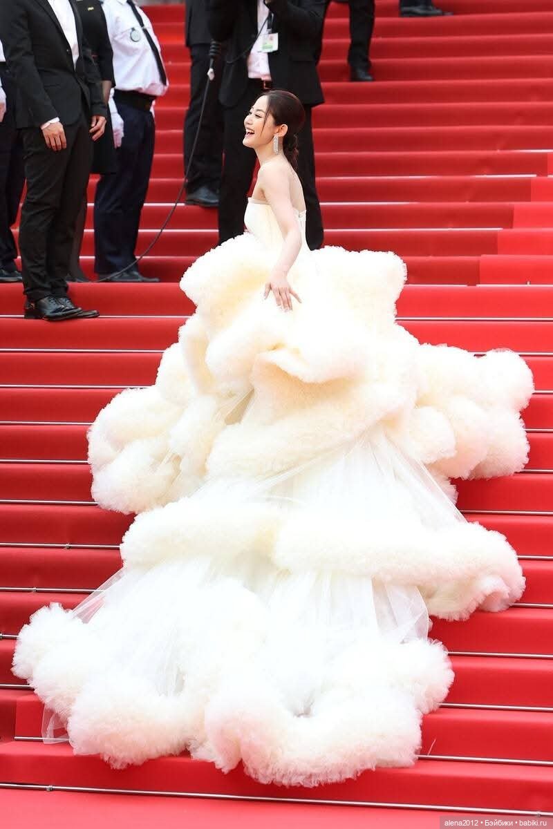 А королевы уже не голые — Живопись и графика: творчество художников (фото 4)