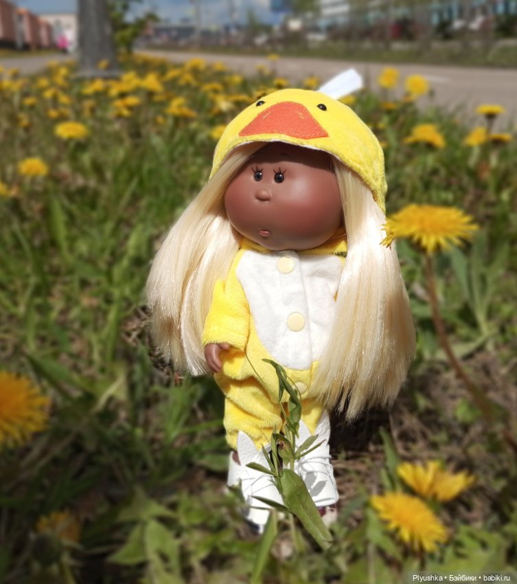 Утёнок в одуванчиках — Куклы Nines d'Onil (Нинес): Миа (Mia) (фото 6)