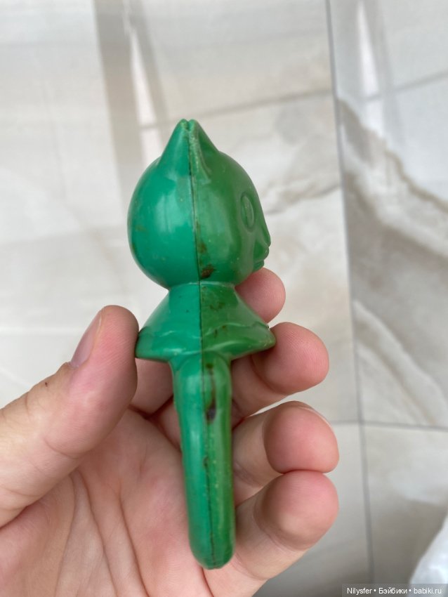 Подскажите, как убрать старый клей Момент с пластмассовой погремушки?🙏🏼 (фото 2)