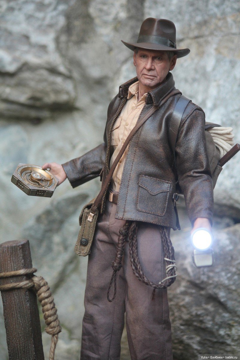 Фигурка Индианы Джонса - Hot Toys (фото 9)