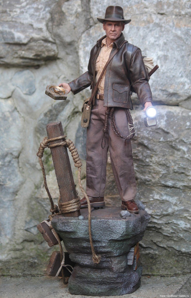 Фигурка Индианы Джонса - Hot Toys (фото 7)