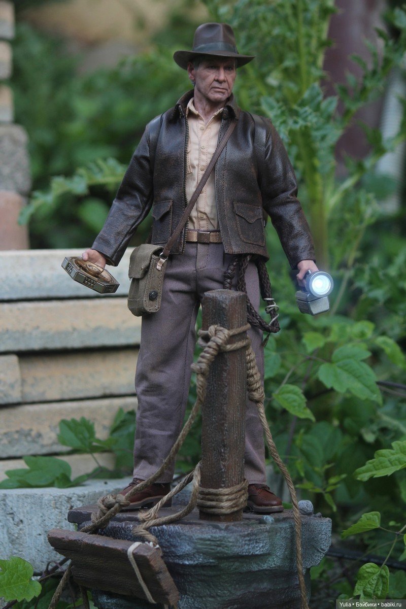 Фигурка Индианы Джонса - Hot Toys (фото 6)