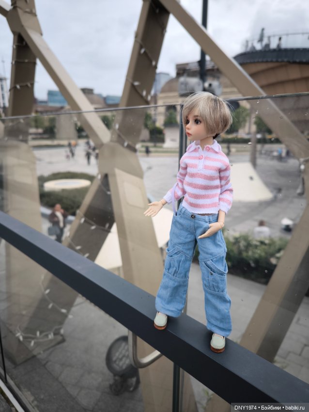 Алиса выгуливает новый рюкзак (фото 8)