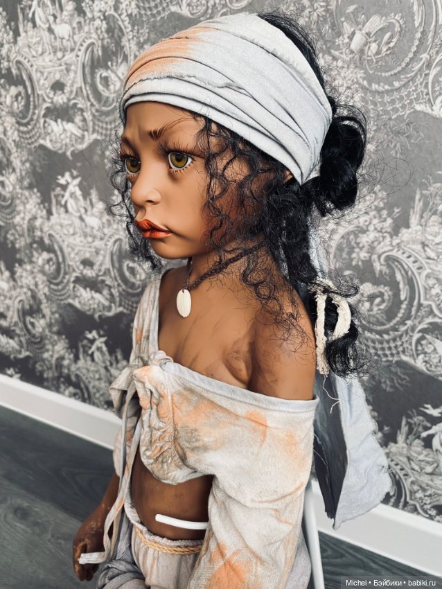 Ее взгляд покоряет твое сердце, проникает в твою душу и остаётся с тобой