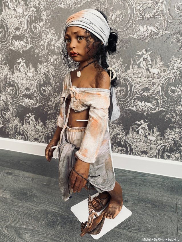 Ее взгляд покоряет твое сердце, проникает в твою душу и остаётся с тобой