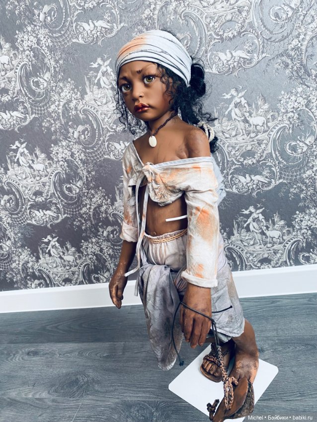 Ее взгляд покоряет твое сердце, проникает в твою душу и остаётся с тобой