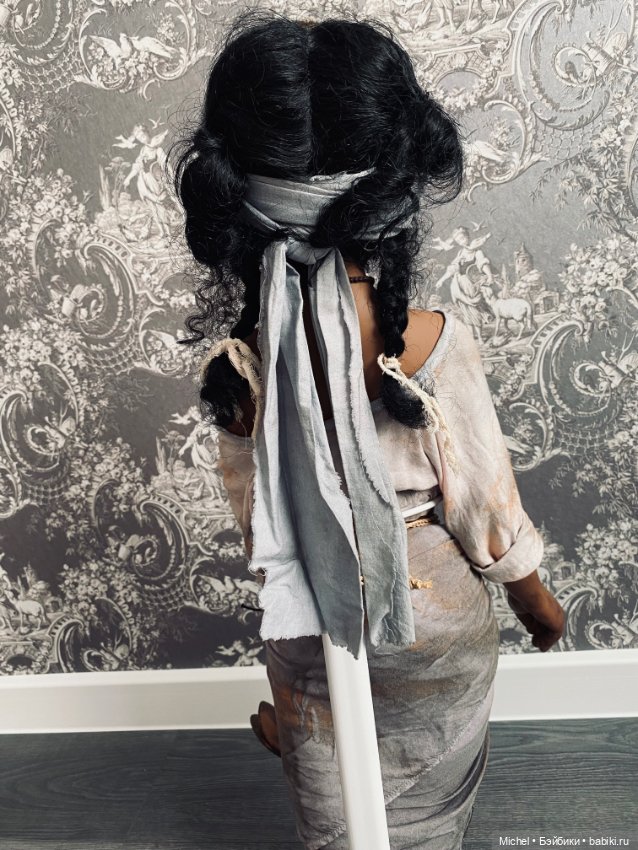 Ее взгляд покоряет твое сердце, проникает в твою душу и остаётся с тобой