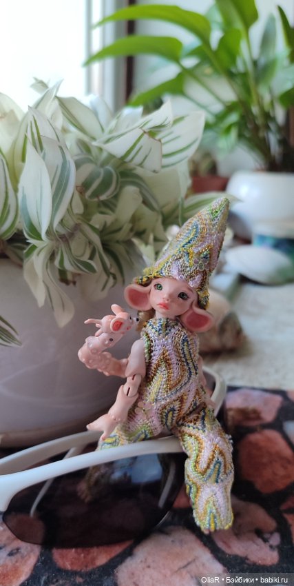 "Сиреневый туман над нами проплывает..."🌸🐛Моя Гусеница в Миssони