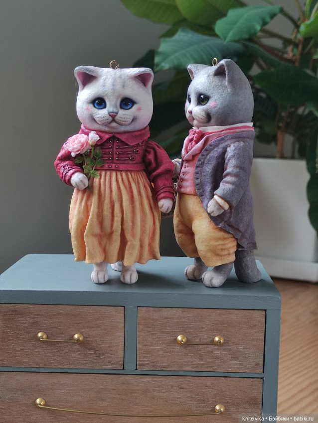 Влюбленные коты из ваты — Ватные игрушки на елку: ретро