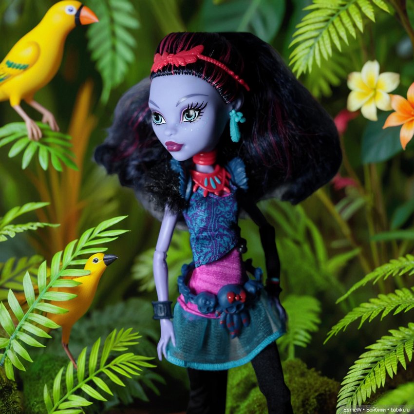 Загадочная амазонка в ярком блеске джунглей (фото 2)