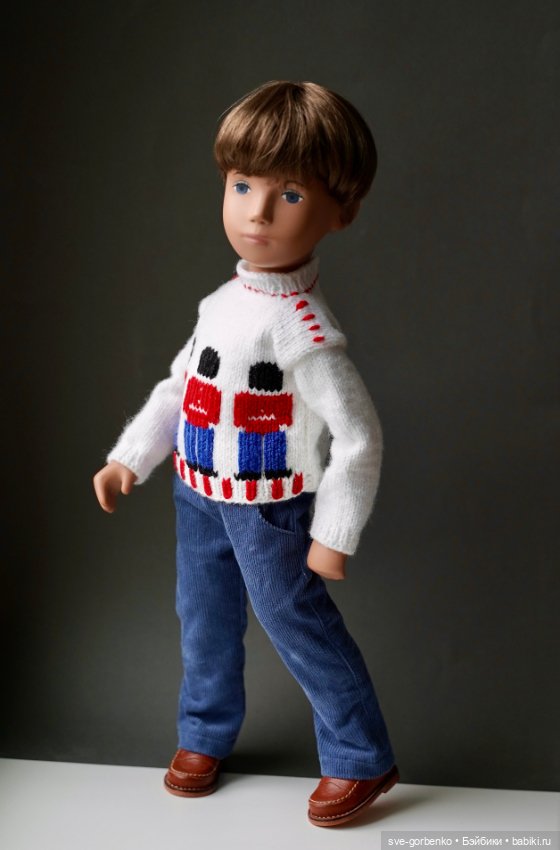 Sasha Morgenthaler голубоглазый брюнет (фото 5)