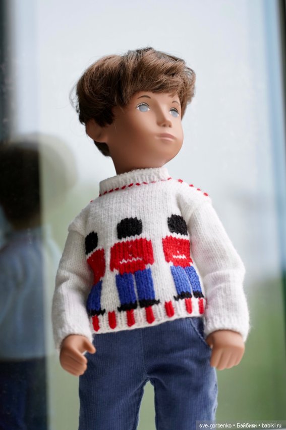 Sasha Morgenthaler голубоглазый брюнет (фото 7)