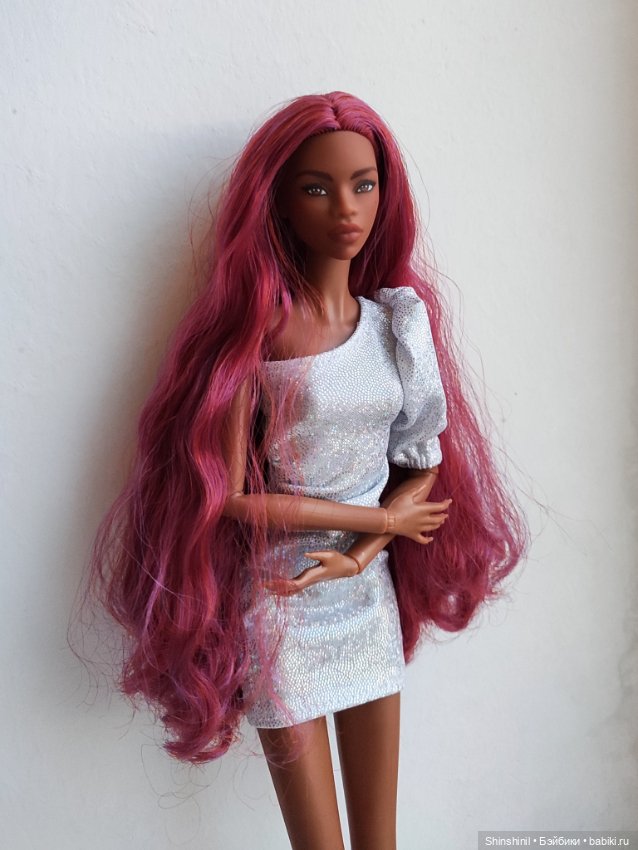 Ооак Тамики и Менгф на телах псевдо-мизи