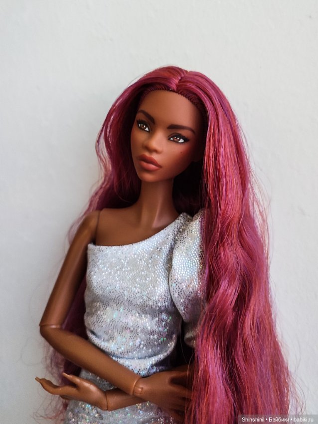 Ооак Тамики и Менгф на телах псевдо-мизи