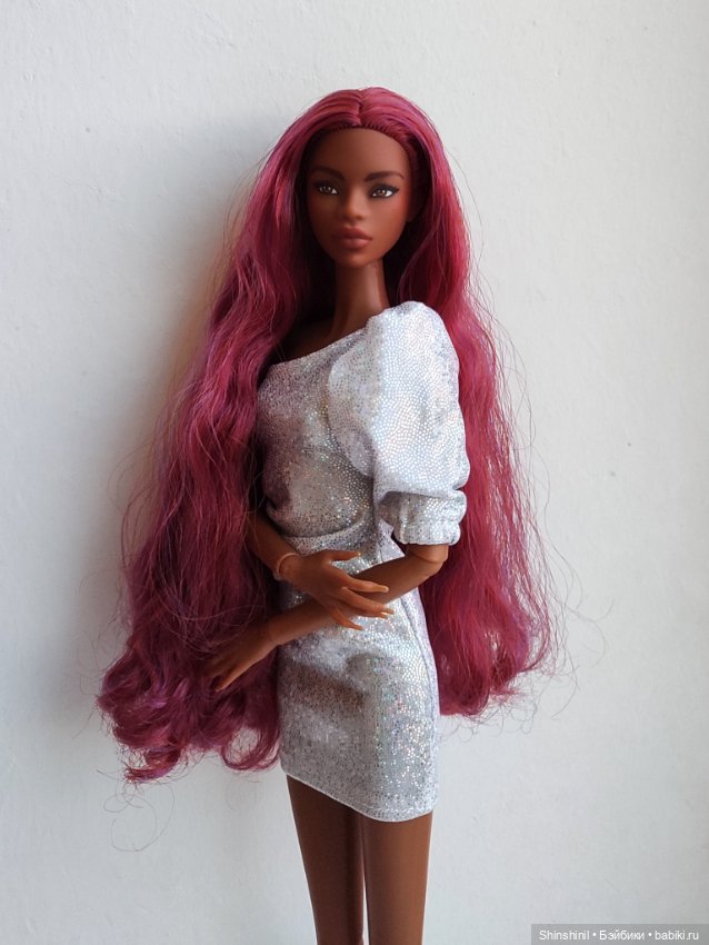 Ооак Тамики и Менгф на телах псевдо-мизи