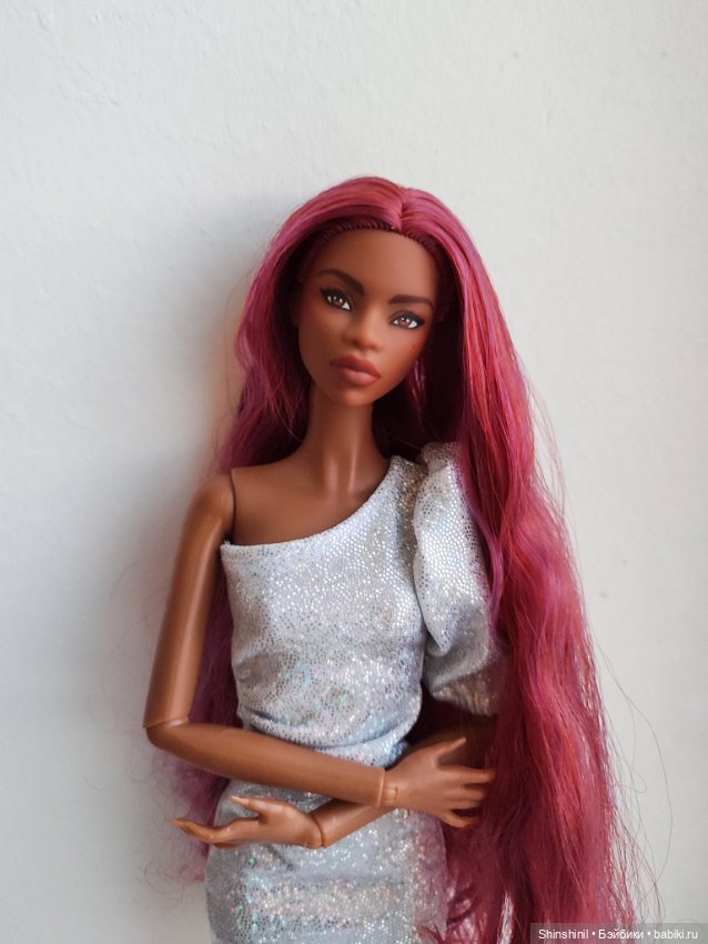 Ооак Тамики и Менгф на телах псевдо-мизи