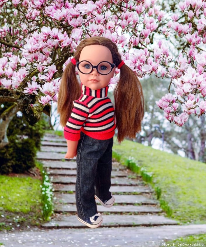 В предвкушении лета — Коллекции игровых кукол (Playline): фото полок (фото 9)