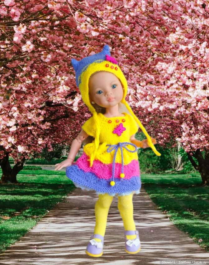 Много кукол, много нарядов, много природы и море цветов (фото 5)