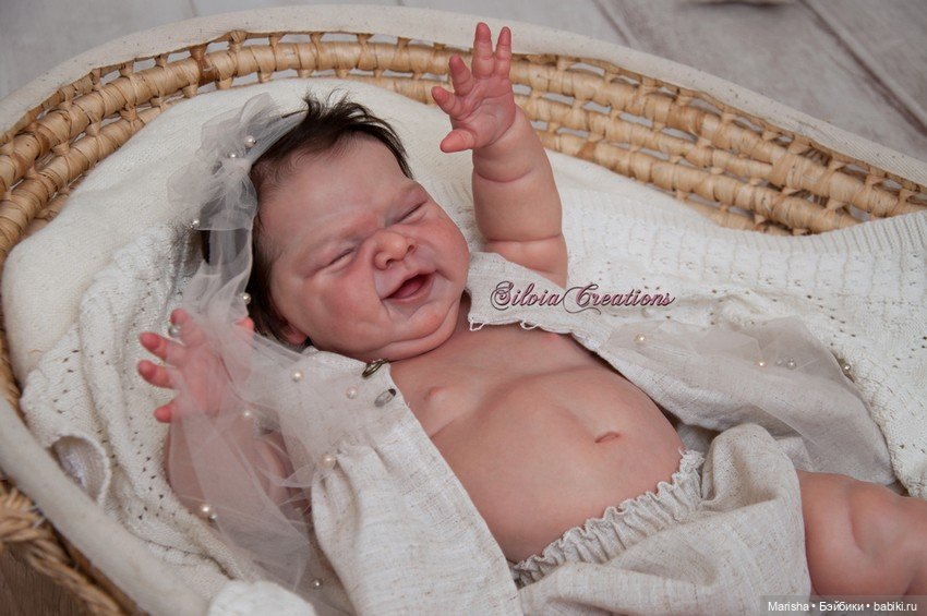 Ciccia скульптора Vincenzina Care, автор прототипа Silvia Ezquerra