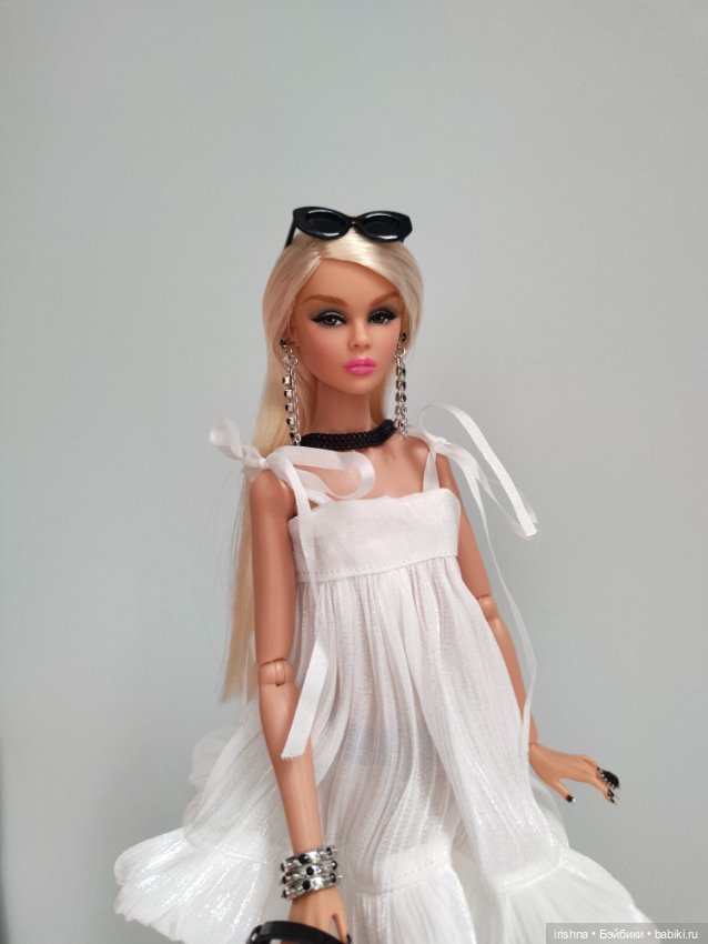 Смертельно прекрасная Тулабель. Распаковка