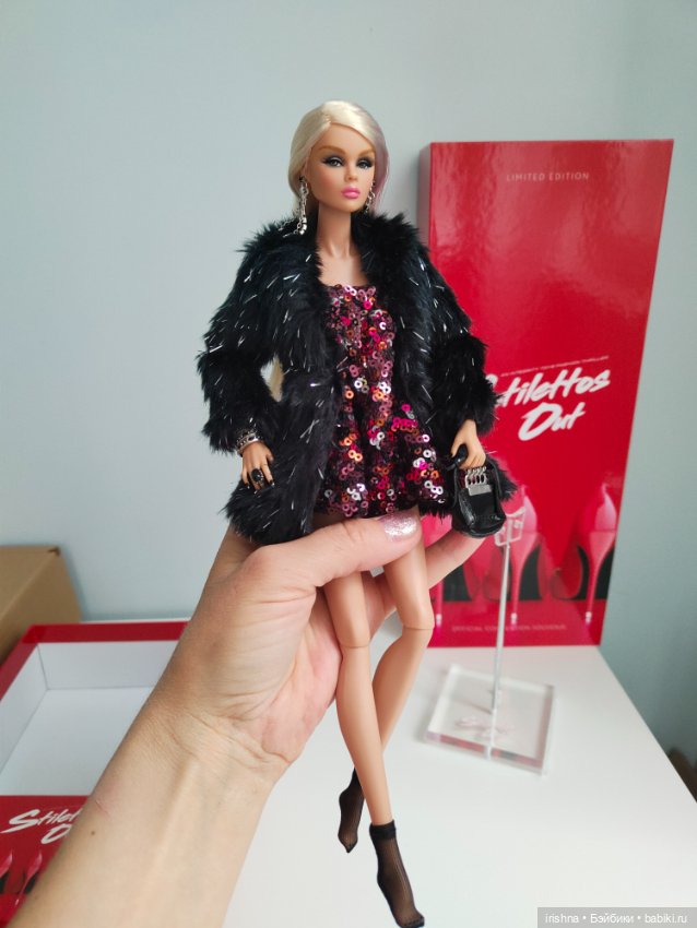 Смертельно прекрасная Тулабель. Распаковка